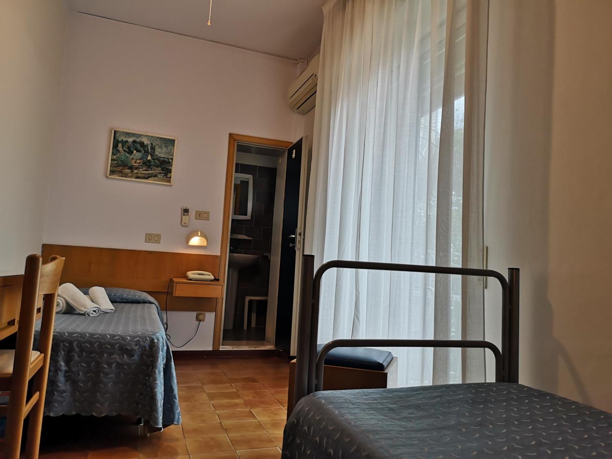 Hotel Nives Riccione Room photo